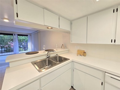 Fabolous Florida Condo in the heart of Countryside! The on Countryside Country Club in Florida - for sale on GolfHomes.com, golf home, golf lot