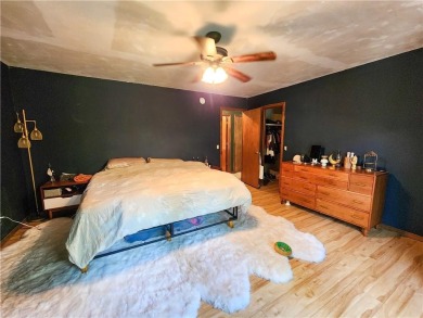 Charming 2-bed, 2-bath home in a quiet Bella Vista neighborhood on Bella Vista Country Club - Scottsdale in Arkansas - for sale on GolfHomes.com, golf home, golf lot