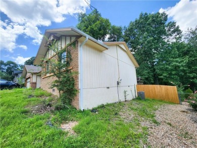 Charming 2-bed, 2-bath home in a quiet Bella Vista neighborhood on Bella Vista Country Club - Scottsdale in Arkansas - for sale on GolfHomes.com, golf home, golf lot