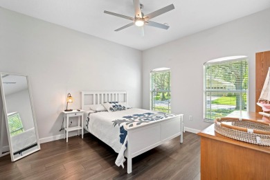 Fabulous Corner-Lot Home in Diamond Hill Golf Community | 4 Beds on Diamond Hill Golf and Country Club in Florida - for sale on GolfHomes.com, golf home, golf lot