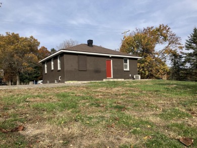 Don't miss this completely remodeled, move-in ready gem! This on Ridgeview Golf Course in Michigan - for sale on GolfHomes.com, golf home, golf lot