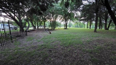 Discover the perfect blend of nature and luxury on this 1.2-acre on Tangle Ridge Golf Club in Texas - for sale on GolfHomes.com, golf home, golf lot