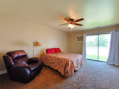 Located in the peaceful Bloomington Hills area just a few homes on St. George Golf Course in Utah - for sale on GolfHomes.com, golf home, golf lot