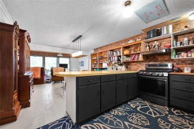 Rare opportunity to own a home on a DOUBLE lot right on the on Hide-A-Way Lake Golf Course in Texas - for sale on GolfHomes.com, golf home, golf lot