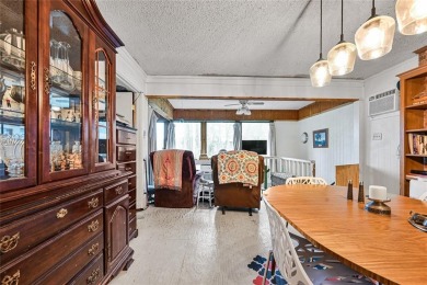 Rare opportunity to own a home on a DOUBLE lot right on the on Hide-A-Way Lake Golf Course in Texas - for sale on GolfHomes.com, golf home, golf lot