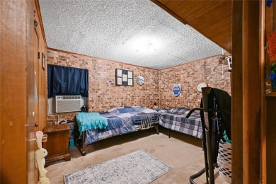 Rare opportunity to own a home on a DOUBLE lot right on the on Hide-A-Way Lake Golf Course in Texas - for sale on GolfHomes.com, golf home, golf lot