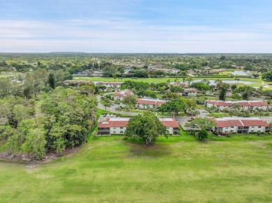 GORGEOUS RENOVATED CONDO | PRESTIGIOUS 55+ COMMUNITY OF on Boca Lago Golf and Country Club in Florida - for sale on GolfHomes.com, golf home, golf lot