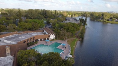 3670 Inverrary Dr 3Q on Inverrary Country Club in Florida - for sale on GolfHomes.com, golf home, golf lot