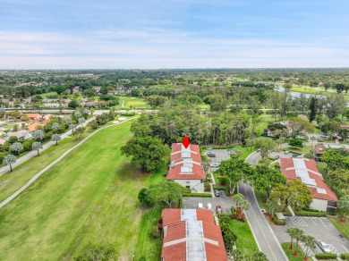 GORGEOUS RENOVATED CONDO | PRESTIGIOUS 55+ COMMUNITY OF on Boca Lago Golf and Country Club in Florida - for sale on GolfHomes.com, golf home, golf lot
