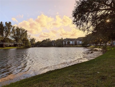 3670 Inverrary Dr 3Q on Inverrary Country Club in Florida - for sale on GolfHomes.com, golf home, golf lot