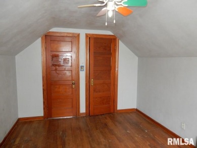 Situated across from Bunn Golf Course and Bunn Park, this 1.5 on Bunn Golf Course in Illinois - for sale on GolfHomes.com, golf home, golf lot