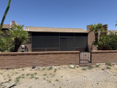 Well maintained townhouse with east facing patio to beautiful on Canoa Hills Golf Course in Arizona - for sale on GolfHomes.com, golf home, golf lot