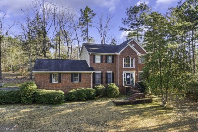 Welcome to Your Dream Home in Elberton! Discover this stunning on Elberton Country Club in Georgia - for sale on GolfHomes.com, golf home, golf lot