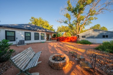 SO FRESH IT STILL FEELS NEW!! This modern farmhouse features 3 on Scott Schriener Municipal Golf Course in Texas - for sale on GolfHomes.com, golf home, golf lot