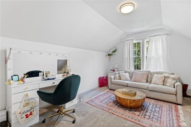 MOTIVATED SELLER: Exquisite Colonial with lake views in on Loch Lloyd Country Club in Missouri - for sale on GolfHomes.com, golf home, golf lot