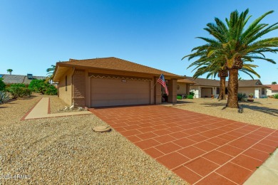Welcome to this immaculate 2-bedroom, 2-bath expanded Wellington on Echo Mesa Golf Course in Arizona - for sale on GolfHomes.com, golf home, golf lot