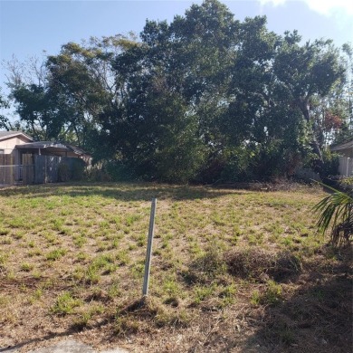 Location, location, location! Here is your chance to build your on Tarpon Springs Golf Course in Florida - for sale on GolfHomes.com, golf home, golf lot