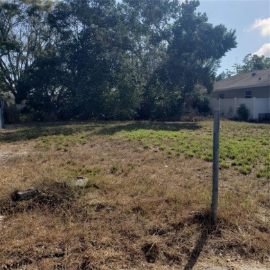 Location, location, location! Here is your chance to build your on Tarpon Springs Golf Course in Florida - for sale on GolfHomes.com, golf home, golf lot