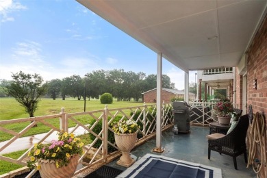 TASTEFULLY REMODELED AND UPDATED first floor condo with double on Pecan Plantation Country Club in Texas - for sale on GolfHomes.com, golf home, golf lot