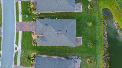 This charming 2019 well cared for 3/2 Eastham floorplan with on Sabal Springs Golf and Racquet Club in Florida - for sale on GolfHomes.com, golf home, golf lot