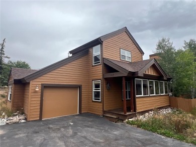 Welcome to 147 Blue Grouse in Silverthorne--a comfortable on  in Colorado - for sale on GolfHomes.com, golf home, golf lot