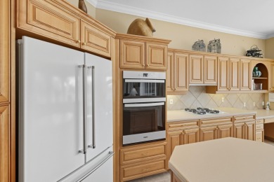RICHMOND PARK IS ONE FOR THE MOST BEAUTIFUL NEIGHBORHOODS IN on University Park Country Club in Florida - for sale on GolfHomes.com, golf home, golf lot