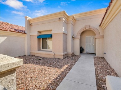 Welcome to this beautifully maintained Warwick model townhome in on Eagle Crest Golf Club in Nevada - for sale on GolfHomes.com, golf home, golf lot