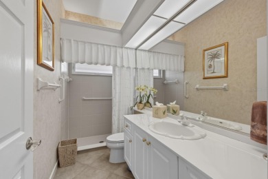 RICHMOND PARK IS ONE FOR THE MOST BEAUTIFUL NEIGHBORHOODS IN on University Park Country Club in Florida - for sale on GolfHomes.com, golf home, golf lot
