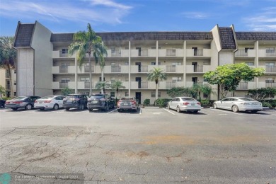 Ground floor unit fully remodeled! This is a 55+ community. 2 on Inverrary Country Club in Florida - for sale on GolfHomes.com, golf home, golf lot