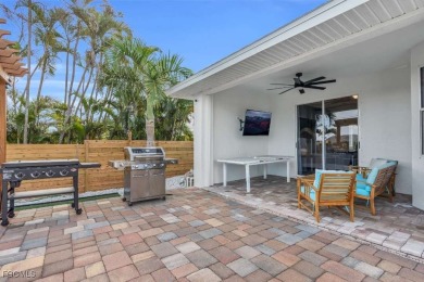 Welcome to 1720 SW 49th Ln, a charming 3-bedroom, 2-bathroom on Royal Tee Country Club in Florida - for sale on GolfHomes.com, golf home, golf lot