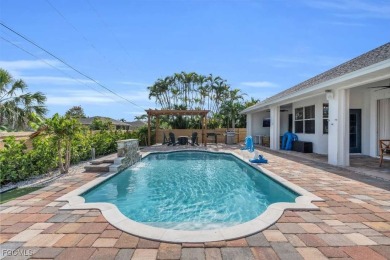 Welcome to 1720 SW 49th Ln, a charming 3-bedroom, 2-bathroom on Royal Tee Country Club in Florida - for sale on GolfHomes.com, golf home, golf lot
