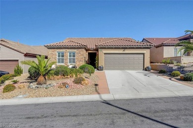 Beautiful tastefully remodeled 3 bed 2 bath w/den single story on Revere Golf Club in Nevada - for sale on GolfHomes.com, golf home, golf lot