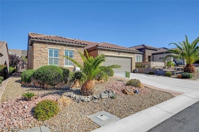 Beautiful tastefully remodeled 3 bed 2 bath w/den single story on Revere Golf Club in Nevada - for sale on GolfHomes.com, golf home, golf lot