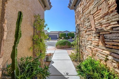 Beautiful tastefully remodeled 3 bed 2 bath w/den single story on Revere Golf Club in Nevada - for sale on GolfHomes.com, golf home, golf lot