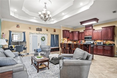 Stunning 4 bedroom 2 bath house features 12' ceilings over-sized on L.E. Ramey Golf Course in Texas - for sale on GolfHomes.com, golf home, golf lot