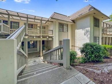 Beautifully updated 2-bedroom, 2-bath condo located in The on Villages Golf and Country Club in California - for sale on GolfHomes.com, golf home, golf lot