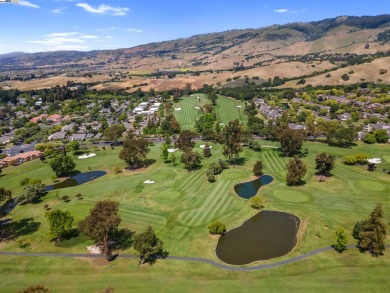 Beautifully updated 2-bedroom, 2-bath condo located in The on Villages Golf and Country Club in California - for sale on GolfHomes.com, golf home, golf lot