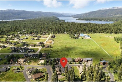 PRICE IMPROVEMENT! This beautiful home in the heart of McCall is on McCall Municipal Golf Course in Idaho - for sale on GolfHomes.com, golf home, golf lot