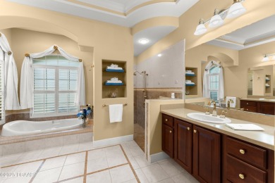 Perfectly Priced to Sell! This elegant Arthur Rutenberg-built on Grand Haven Golf Club in Florida - for sale on GolfHomes.com, golf home, golf lot