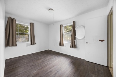 Great opportunity in the heart of Lake Worth Beach. This home on Lake Worth Municipal Golf Course in Florida - for sale on GolfHomes.com, golf home, golf lot