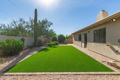 Beautifully maintained 3-bedroom, 2-bath home in the highly on Cottonwood Country Club in Arizona - for sale on GolfHomes.com, golf home, golf lot