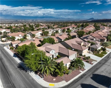 Stunning in Sun City Anthem! Gorgeous Lincoln Model with 3 on Revere Golf Club in Nevada - for sale on GolfHomes.com, golf home, golf lot