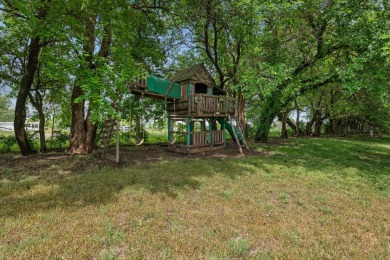 Take a look at this exquisite 5 bedroom, 3 bathroom residence on Auburn Hills Golf Course in Kansas - for sale on GolfHomes.com, golf home, golf lot