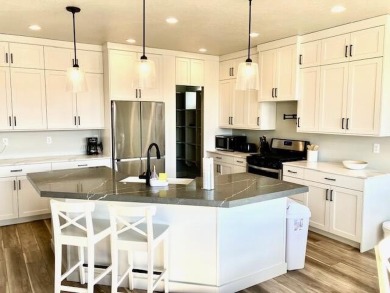 3260 S Retreat DR on Sand Hollow Golf Resort in Utah - for sale on GolfHomes.com, golf home, golf lot