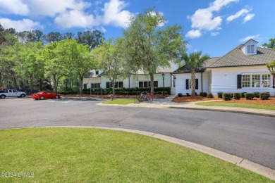 Private homesite on cul-de-sac. Surrounded by mature trees and on Belfair Golf Club in South Carolina - for sale on GolfHomes.com, golf home, golf lot