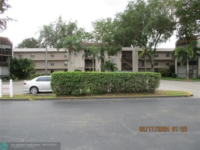 SPOTLESS & READY FOR OCCUPANCY!!*OWNERS MOVED AND WANT on Colony West Country Club in Florida - for sale on GolfHomes.com, golf home, golf lot