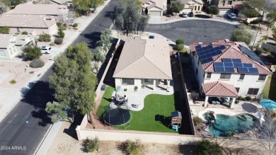 Large backyard, kitchen/family room in  Seville!!!  3 bed + on Seville Golf and Country Club in Arizona - for sale on GolfHomes.com, golf home, golf lot