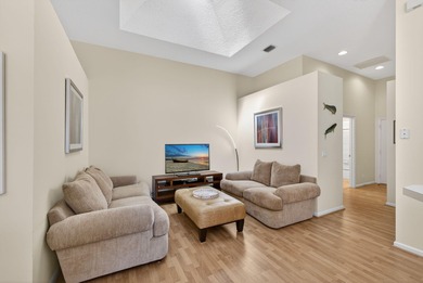 Welcome to this charming 3-bedroom, 2-bath townhouse located in on Ibis Golf and Country Club in Florida - for sale on GolfHomes.com, golf home, golf lot