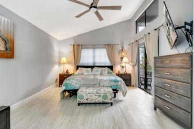 :Beautifully updated home centrally located that feels like a on Legacy at Sherwood Park Golf Course in Florida - for sale on GolfHomes.com, golf home, golf lot
