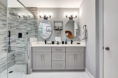 :Beautifully updated home centrally located that feels like a on Legacy at Sherwood Park Golf Course in Florida - for sale on GolfHomes.com, golf home, golf lot
